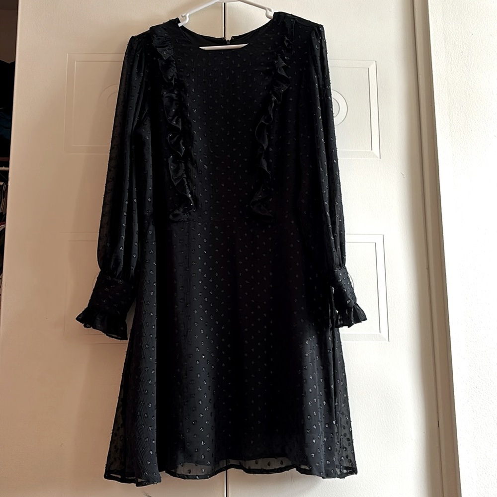 Long sleeve short black dress